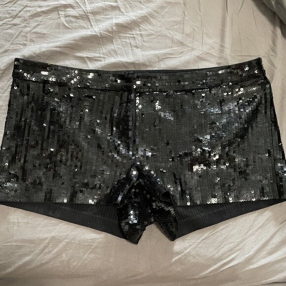 Express Black Sequin Shorts Size 12 - Picture 1 of 4